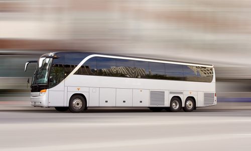 Réservez des bus et des minibus dans tout le pays