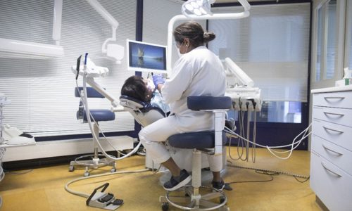 Comment trouver un dentiste à Lausanne?