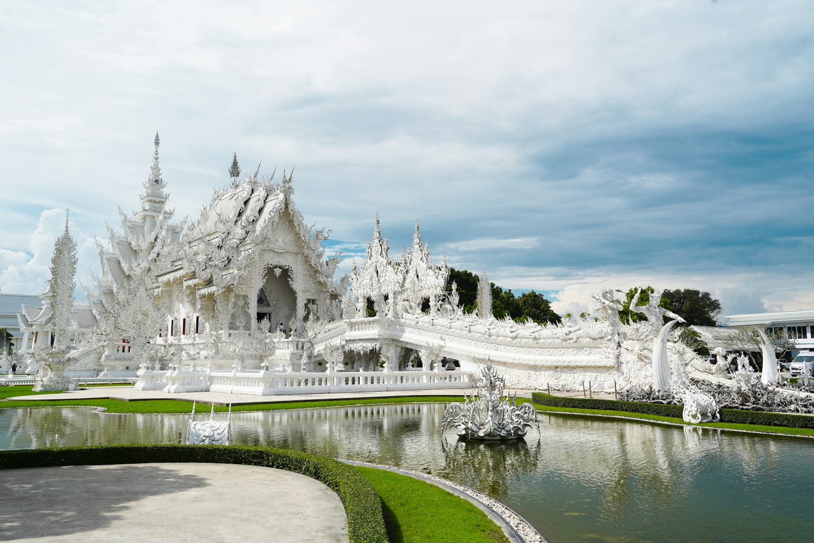 Temple blanc dans la ville de Chiang Rai en Thaïlande
